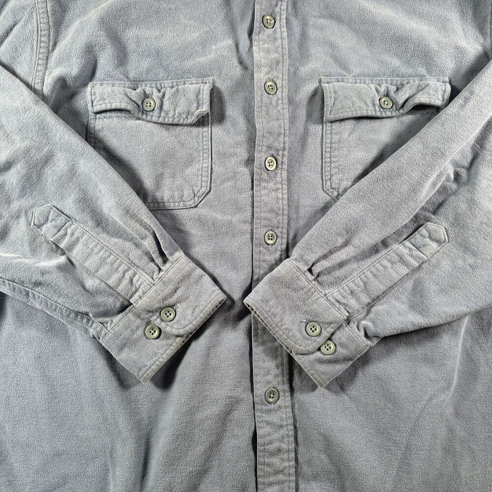 L.L. Bean Blue Men’s Casual Button-Down Shirt - Picture 3 of 12